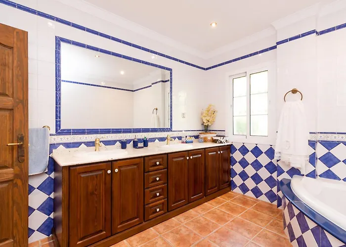 Canovas - Sol Andrea * Nerja